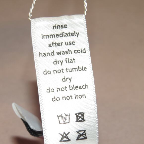 Andie Red The Tahiti Open Back V-Neck One Piece Swimsuit - Picture 12 of 12